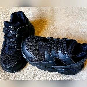 ☆NEW☆ Nike Huarache shoes 6c